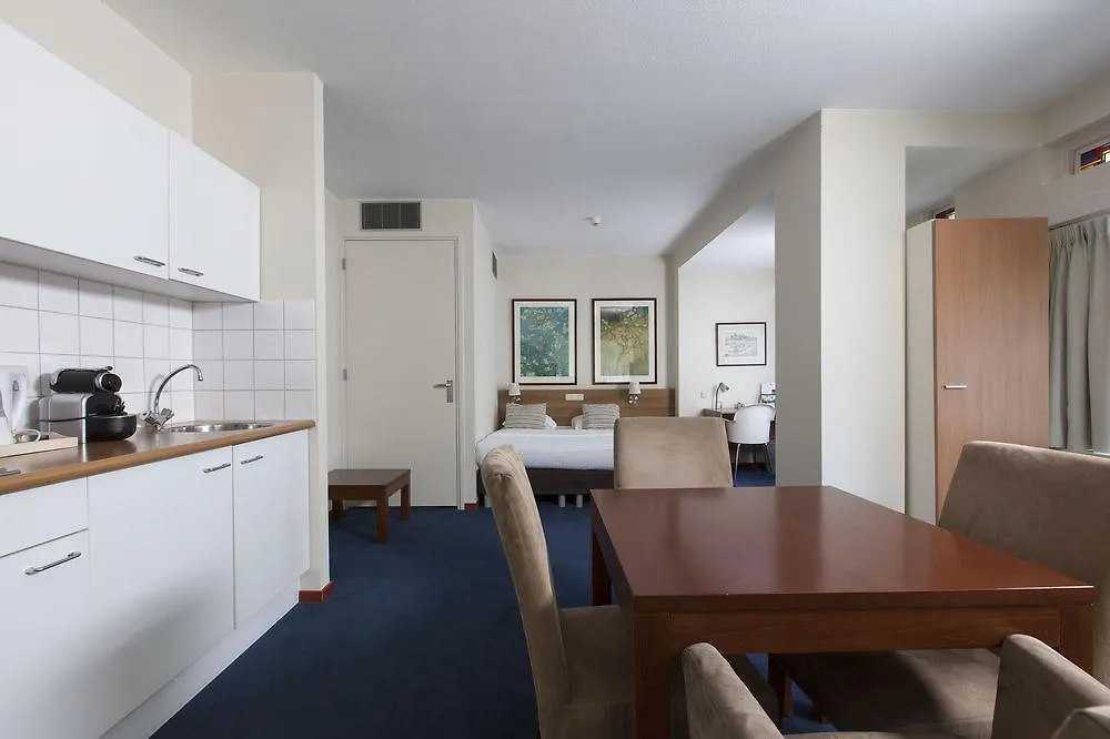 Hotel Parkzicht איינדהובן 4*,